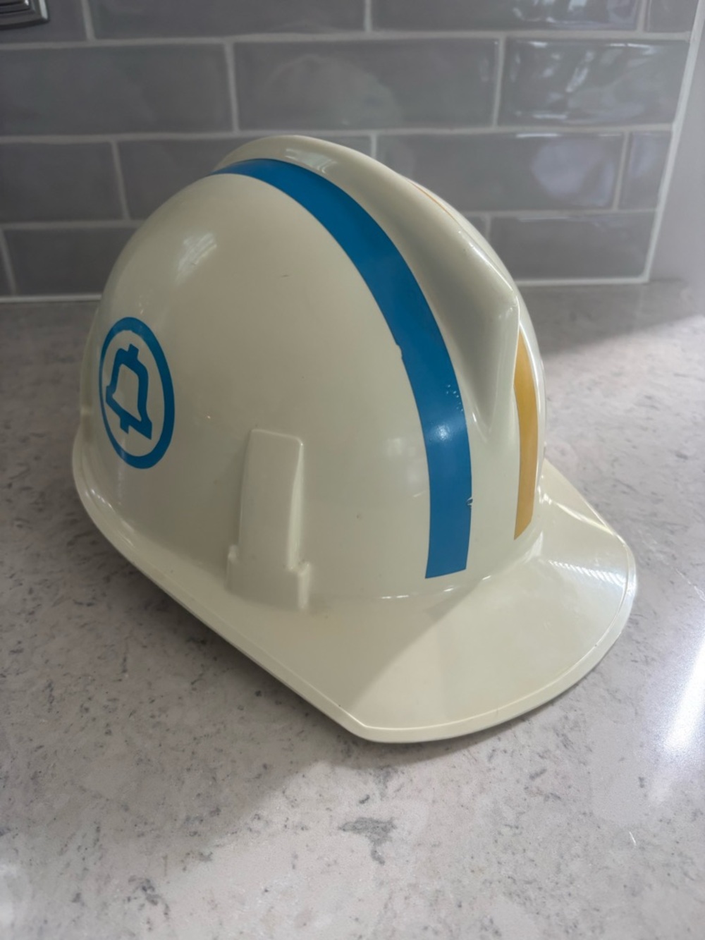 Vintage 1970’s Bell Telephone Shockgard MarkII Hard Hat Safety MSA w/ Liner